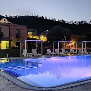 https://hotel-cardedu.in-sardinia.net